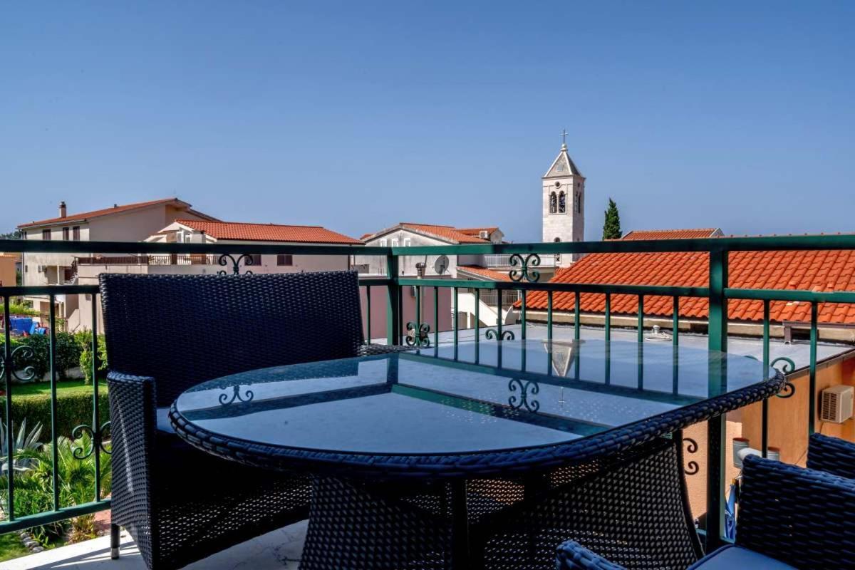 Apartments Inn Baška Voda المظهر الخارجي الصورة
